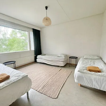 Woodpecker Avenue Family