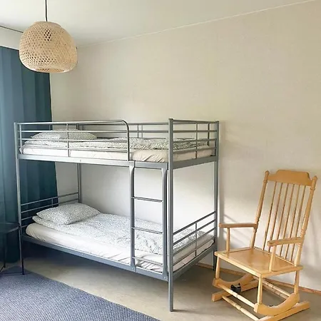 Woodpecker Avenue Family *